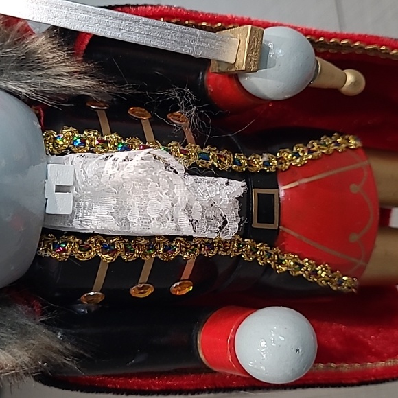 Holiday Lane Rat King Nutcracker NWT - Picture 4 of 6